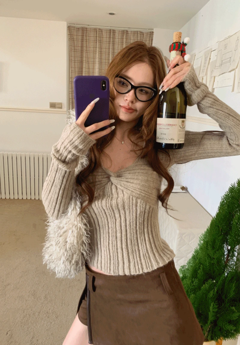 러셀 꼬임 브이넥 니트(5575)