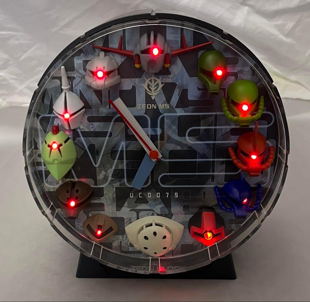 ガンダム　ジオン　クロック　置き時計　完動品