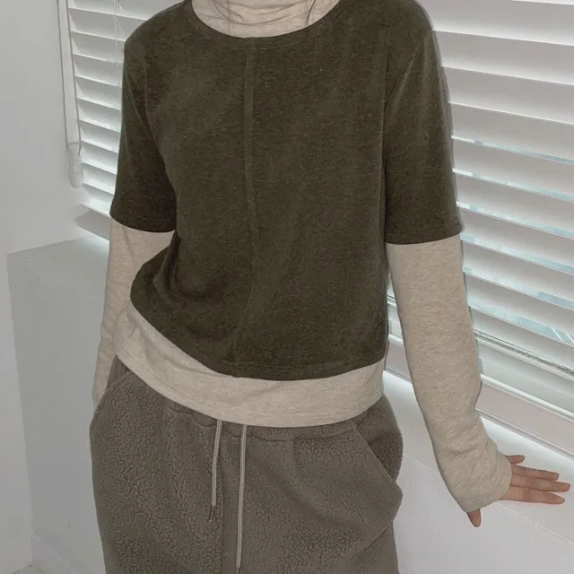 이중 일체형 레이어드 보카시 울 배색 폴라 티셔츠