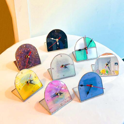 블루밍 스테인드글라스 탁상시계