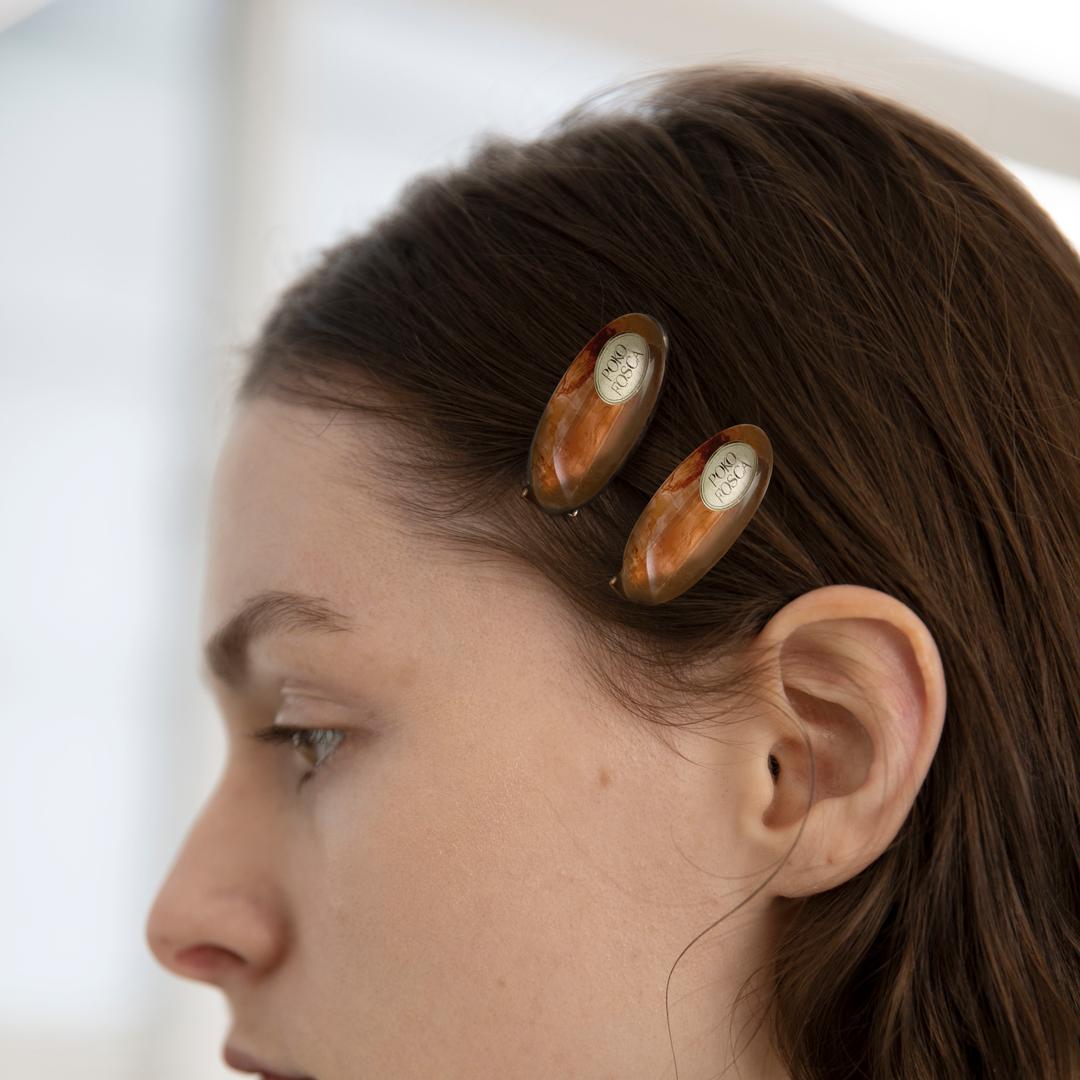 MINI HAIR PIN (BROWN)