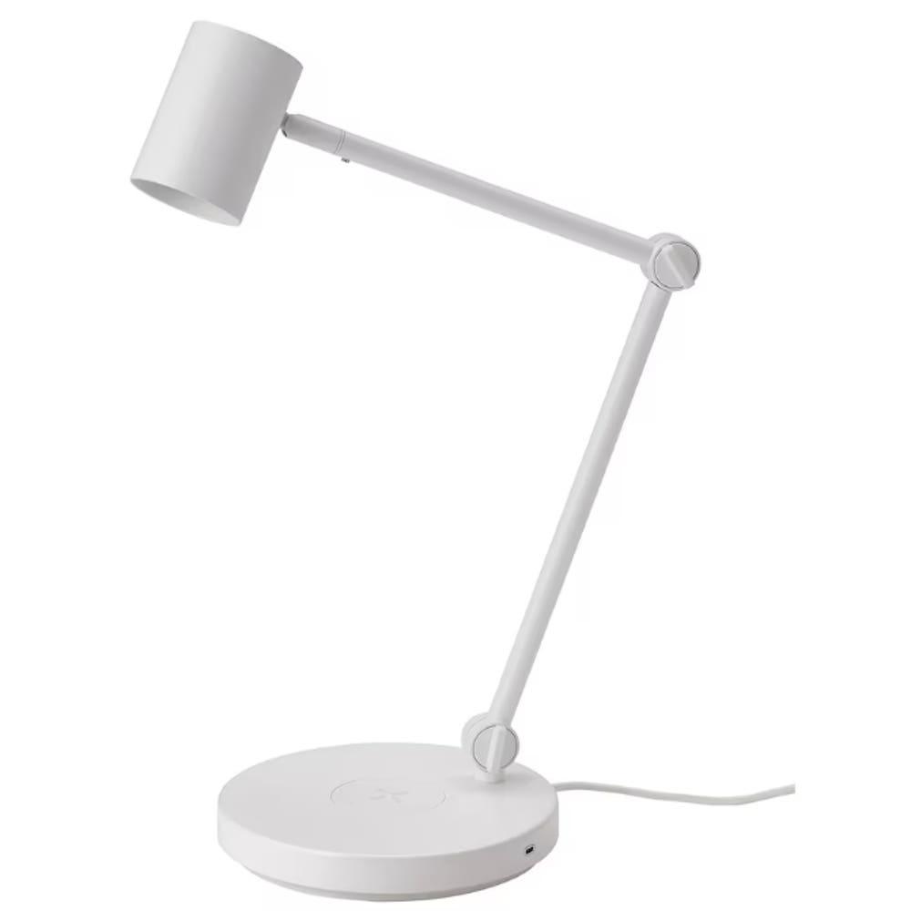 이케아 NYMÅNE 뉘모네 독서등+무선충전대 화이트 604.486.10