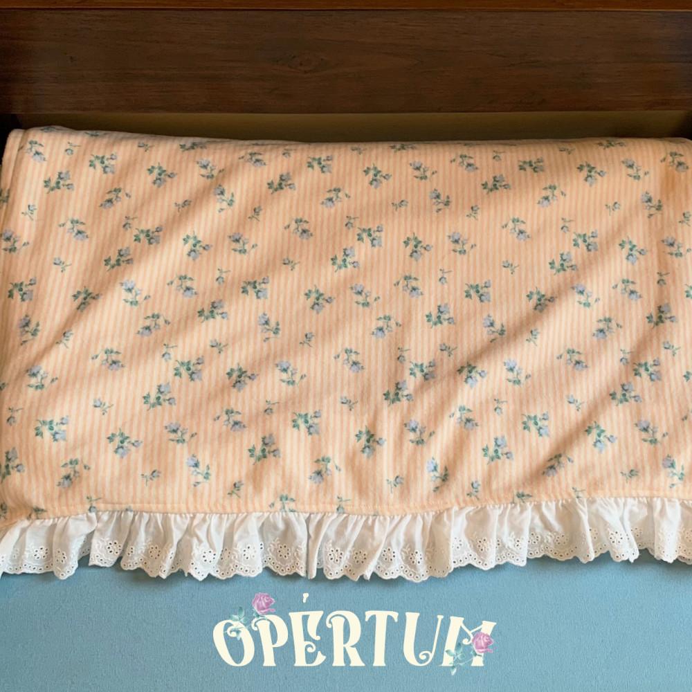 tulip blanket