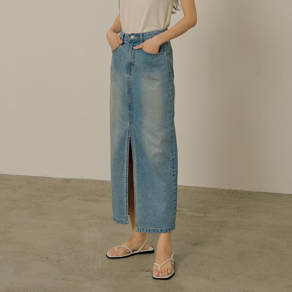Slit denim skirt_ blue