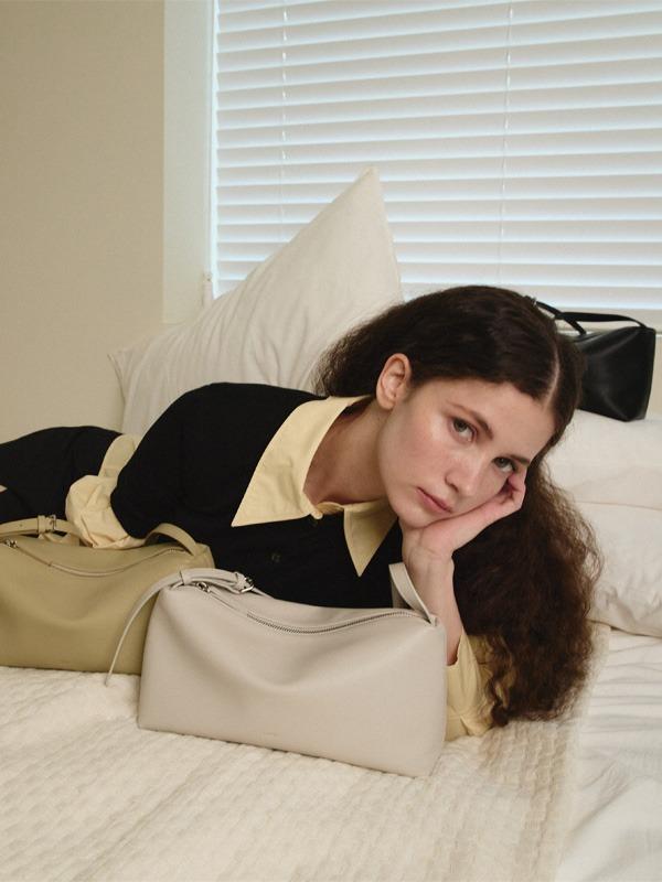 미누 숄더백 Minu Shoulder Bag_Ivory