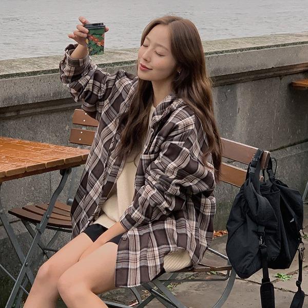 [캐주얼체크/체형커버] 퍼지 루즈핏 체크 후드 긴팔셔츠(44~110) (체형커버-빅사이즈셔츠-남방-긴소매셔츠-카라넥셔츠-가을셔츠-컬러믹스체크-여리핏셔츠-캐주얼룩)