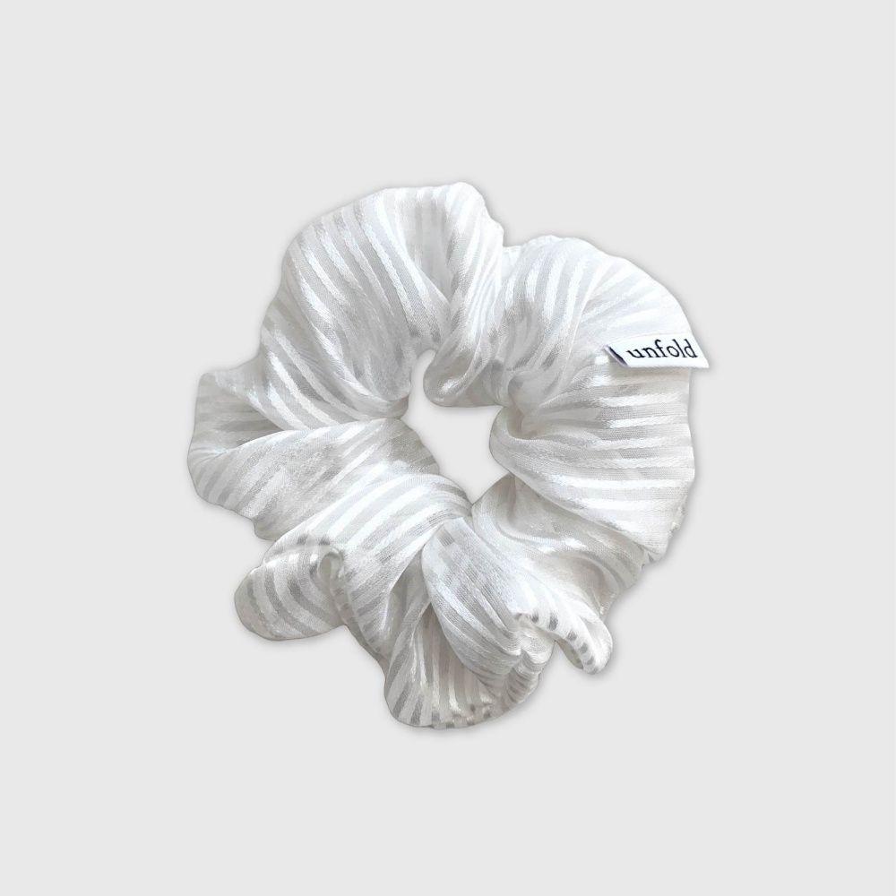 Silk stripe scrunchie 실크 스크런치