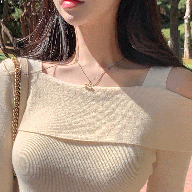 글러비오프숄더트임 knit
