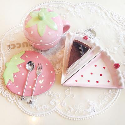 핑크 스트로베리 접시