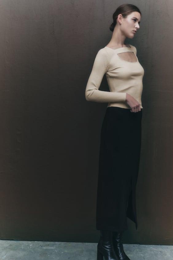 슬릿 미디 스커트