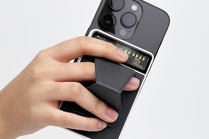 맥세이프 보조배터리 아이폰 무선충전 10000mAh 킥스탠드/핸드그립기능
