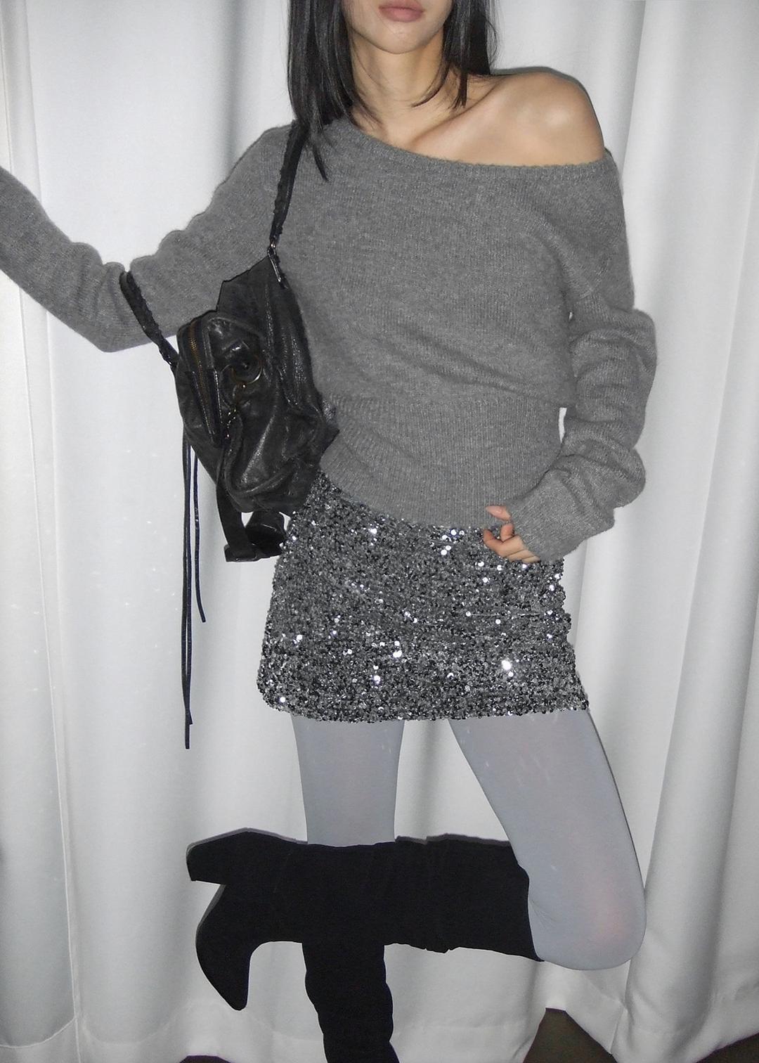 블랙업 [MADE] 몬드린 알파카 오프숄더 니트