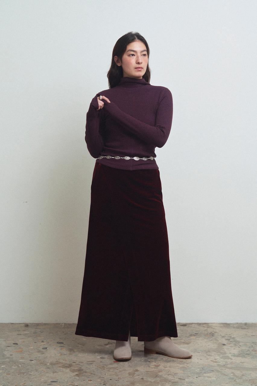 SLIT VELVET SKIRT (RED)