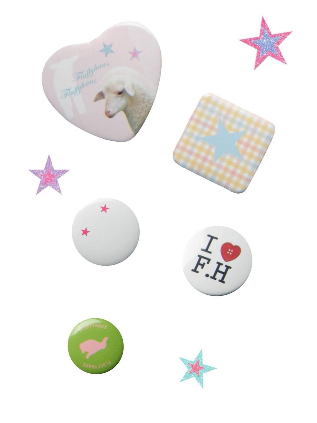 Fluffy dream pin badge set