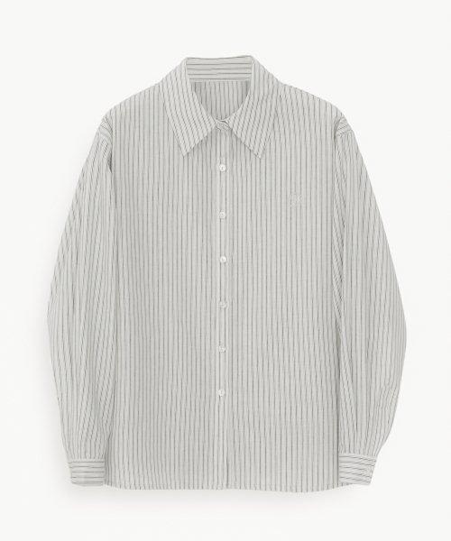 [Woman]에센셜 스트라이프 로고 셔츠_Ivory Stripe