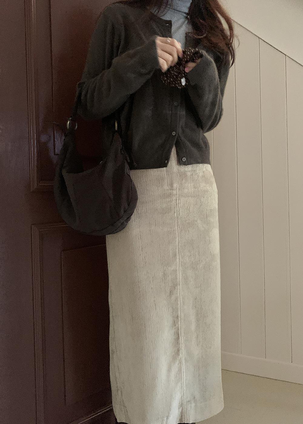 corduroy long skirt / beige