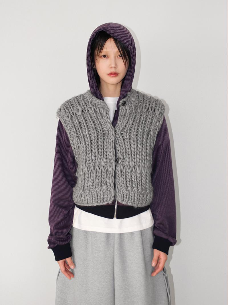 HANDMADE KNIT VEST (ivory / gray)