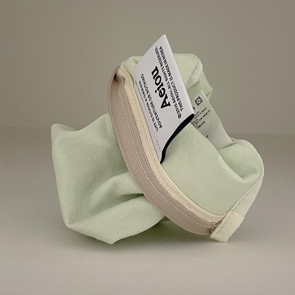 Aeiou Basic Pouch (M size) Celery water