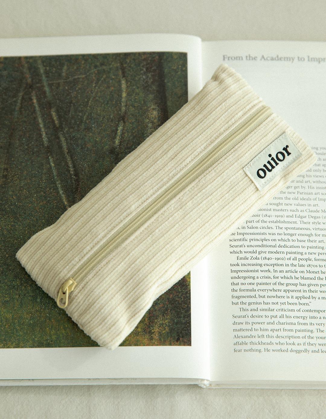 ouior flat pencil case - corduroy vanilla cream (middle zipper)