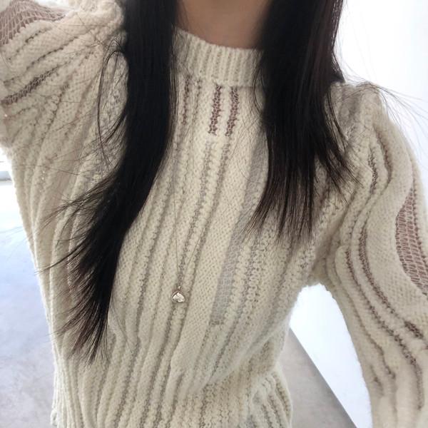 Flake see-through knit