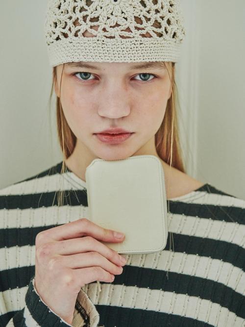 Signature Wallet_ Ivory