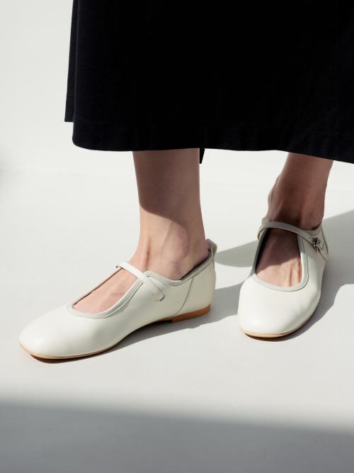 EMMA FLAT [C5S09IV]