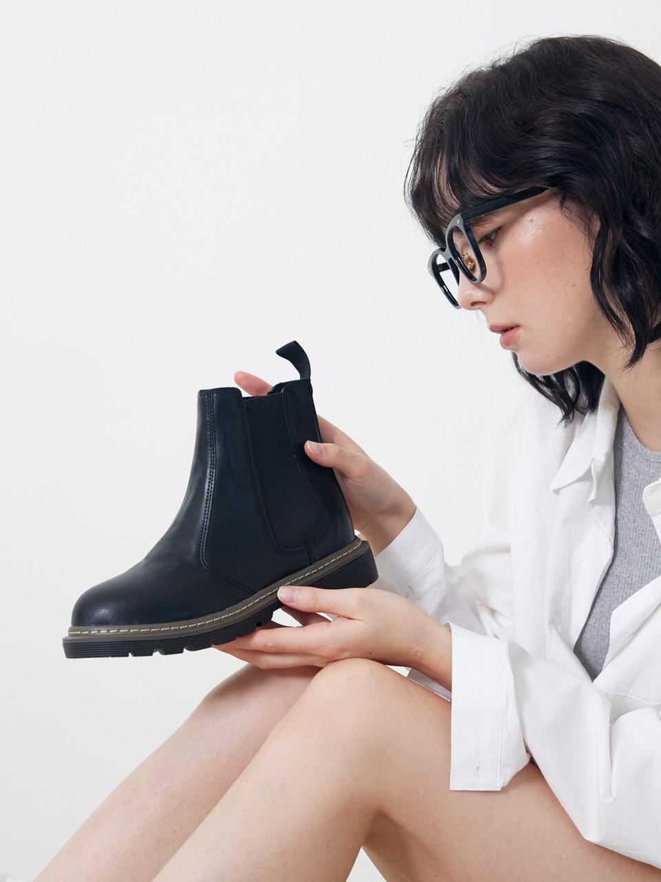 캐쥬얼 첼시 워커 앵클부츠 (BLACK)