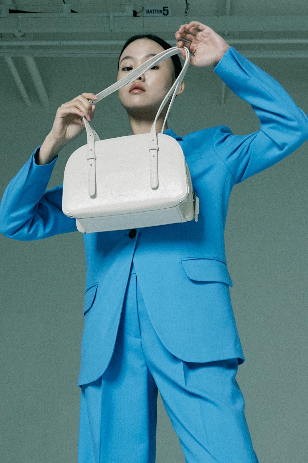 [Exclusive] Broad Tote Mini Bag Pale Stone