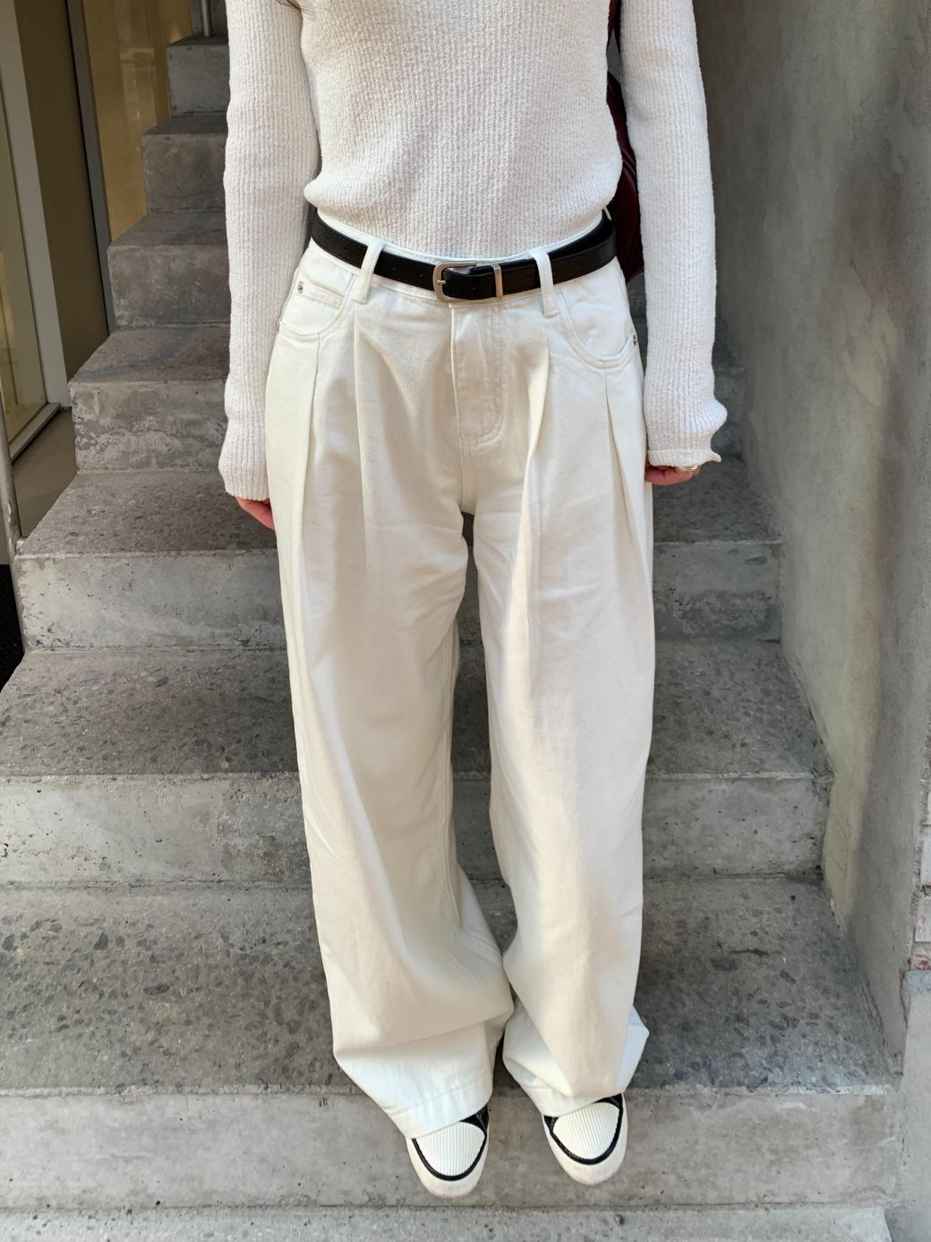 DW. Belt Pintuck Cotton Pants