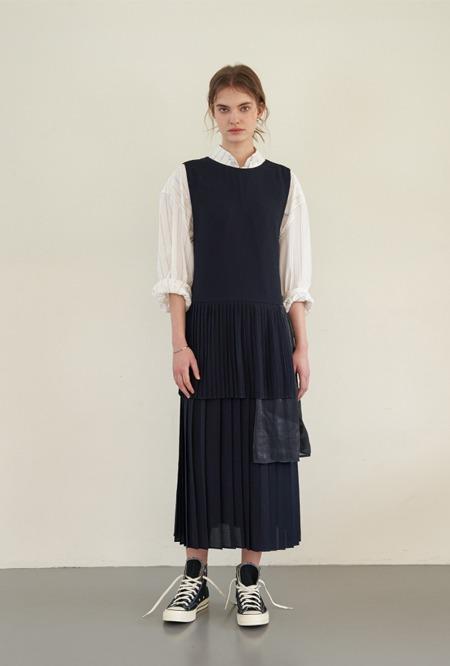 [ PRE-ORDER ] borabona's pick Pleats step dress (Navy) 6/20 예약배송