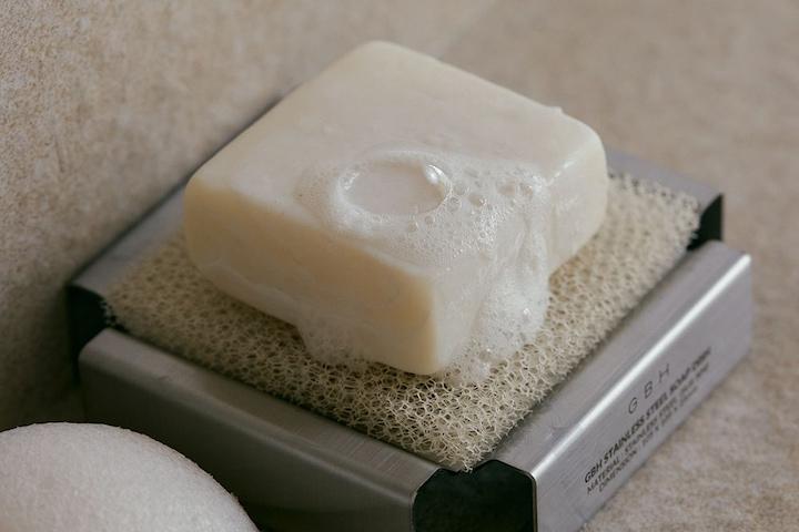 STAINLESS STEEL SOAP DISH