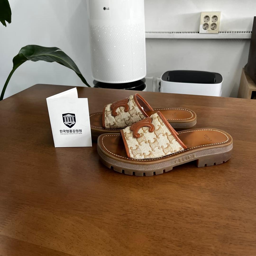 셀린느 트리옹프 클레아 슬라이드 37 | 후루츠패밀리