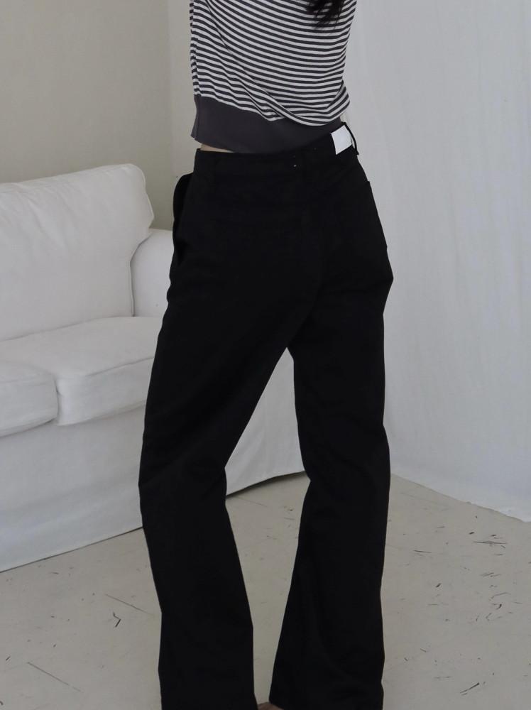 로우 라이즈 세미와이드 코튼 와이드 블랙 팬츠