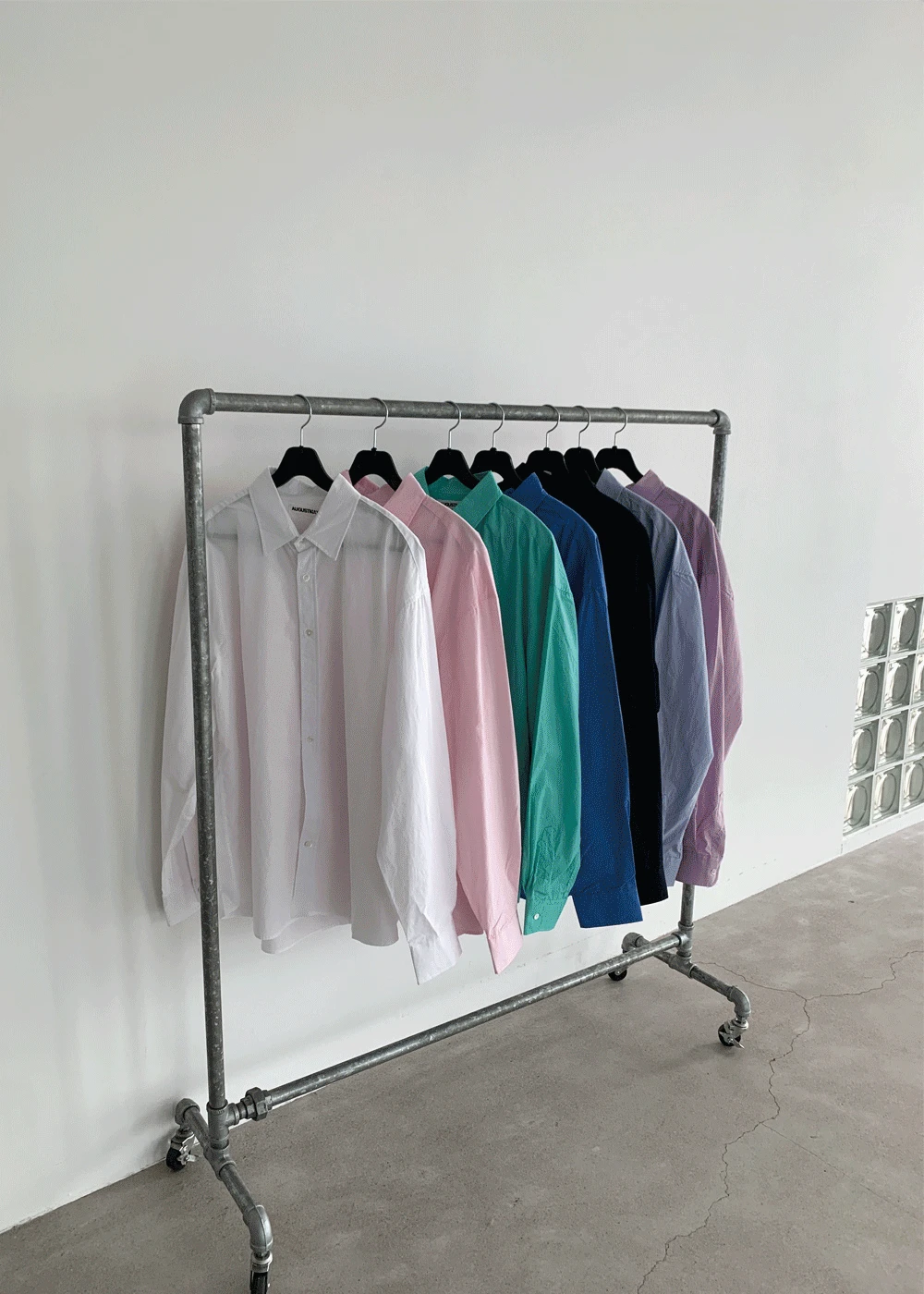 Pale overfit shirts