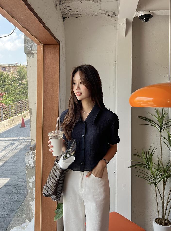 쉬어 카라 셔츠 깔끔한 디자인과 얇고 쉬원한 소재 :)