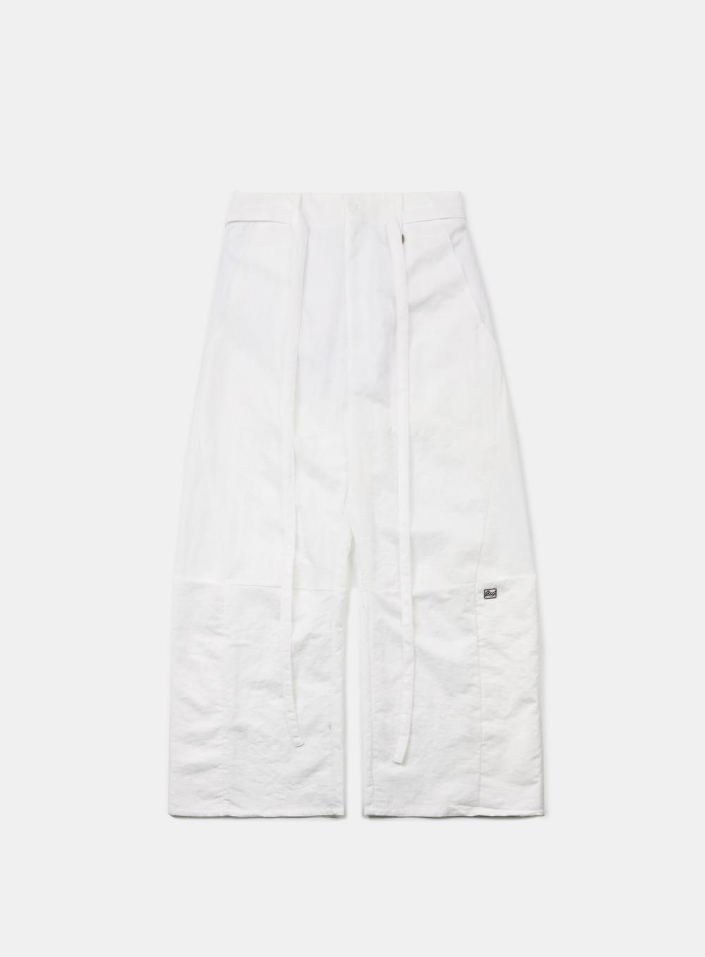 [w-pts24-067] Curved Nylon Cargo Pants - Cream