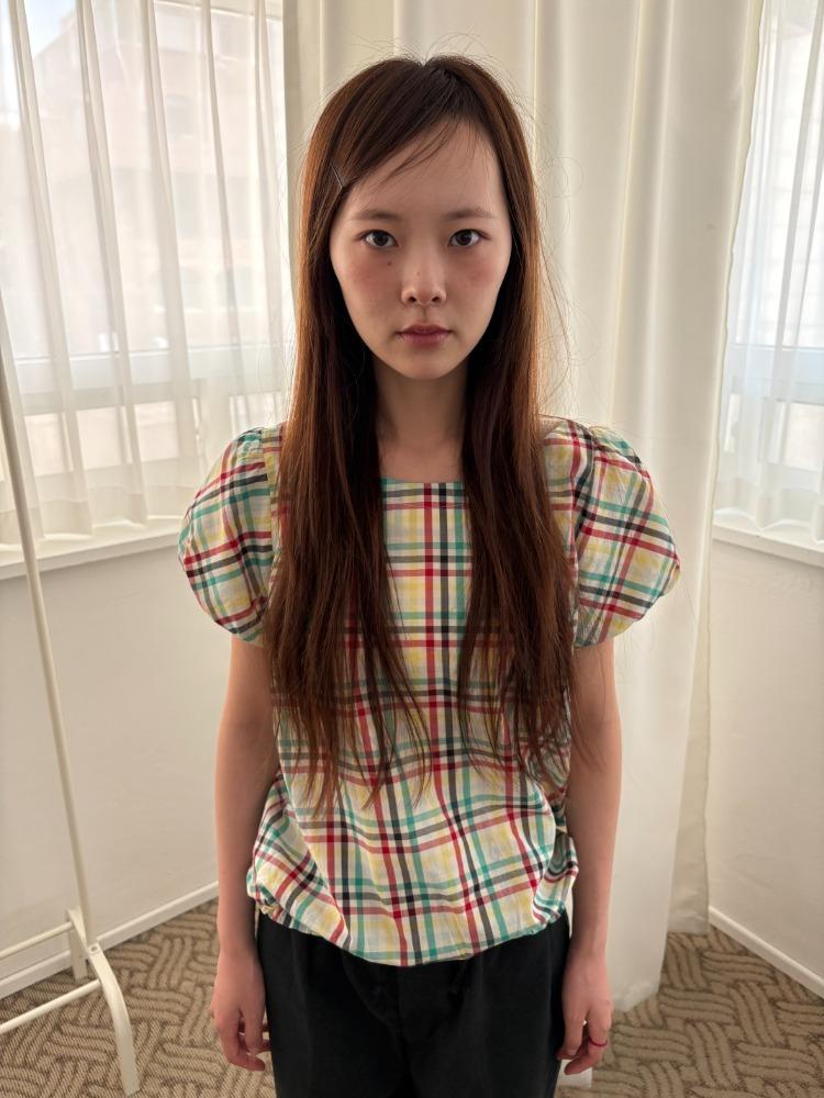 볼드 체크 퍼프 블라우스
