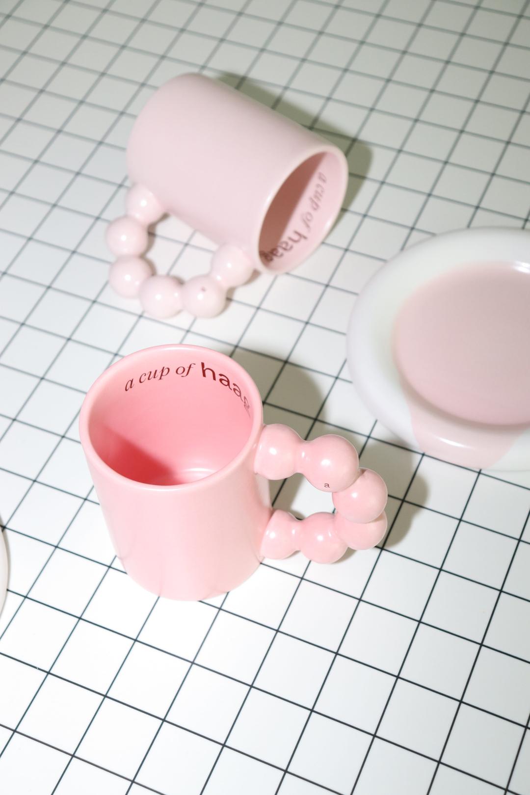 beads arch mug(whit haag)