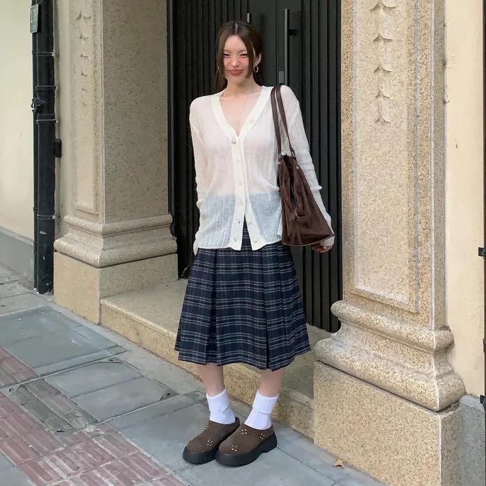 Check Pleats Skirt Navy