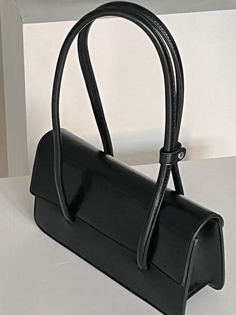 여성 고급스러운 비건가죽  스퀘어 숄더백 블랙 아이보리