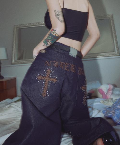 【韓国NIIER NOR ニアノア】BACK-CROSS WIDE DENIM PANTS_INDIGO 韓国NIIER NOR ニアノア】BACK-CROSS WIDE DENIM PANTS_INDIGO