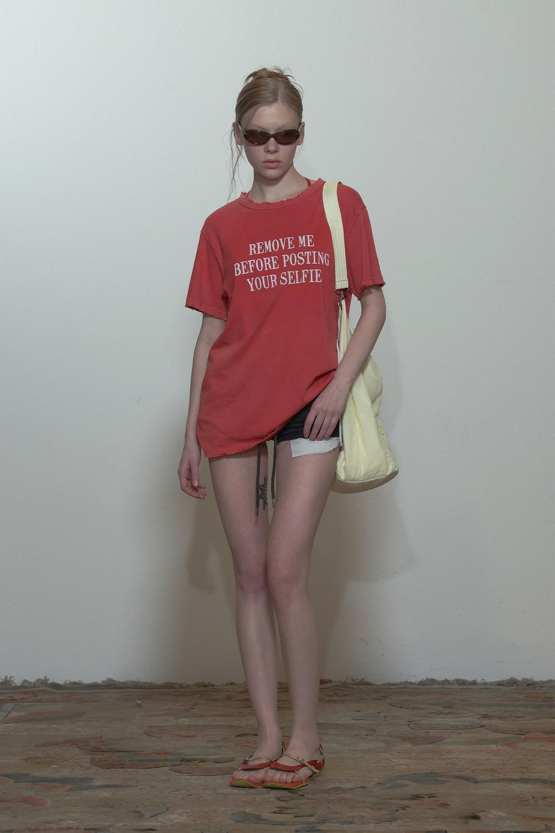 Photo Bomber Tee Tomato