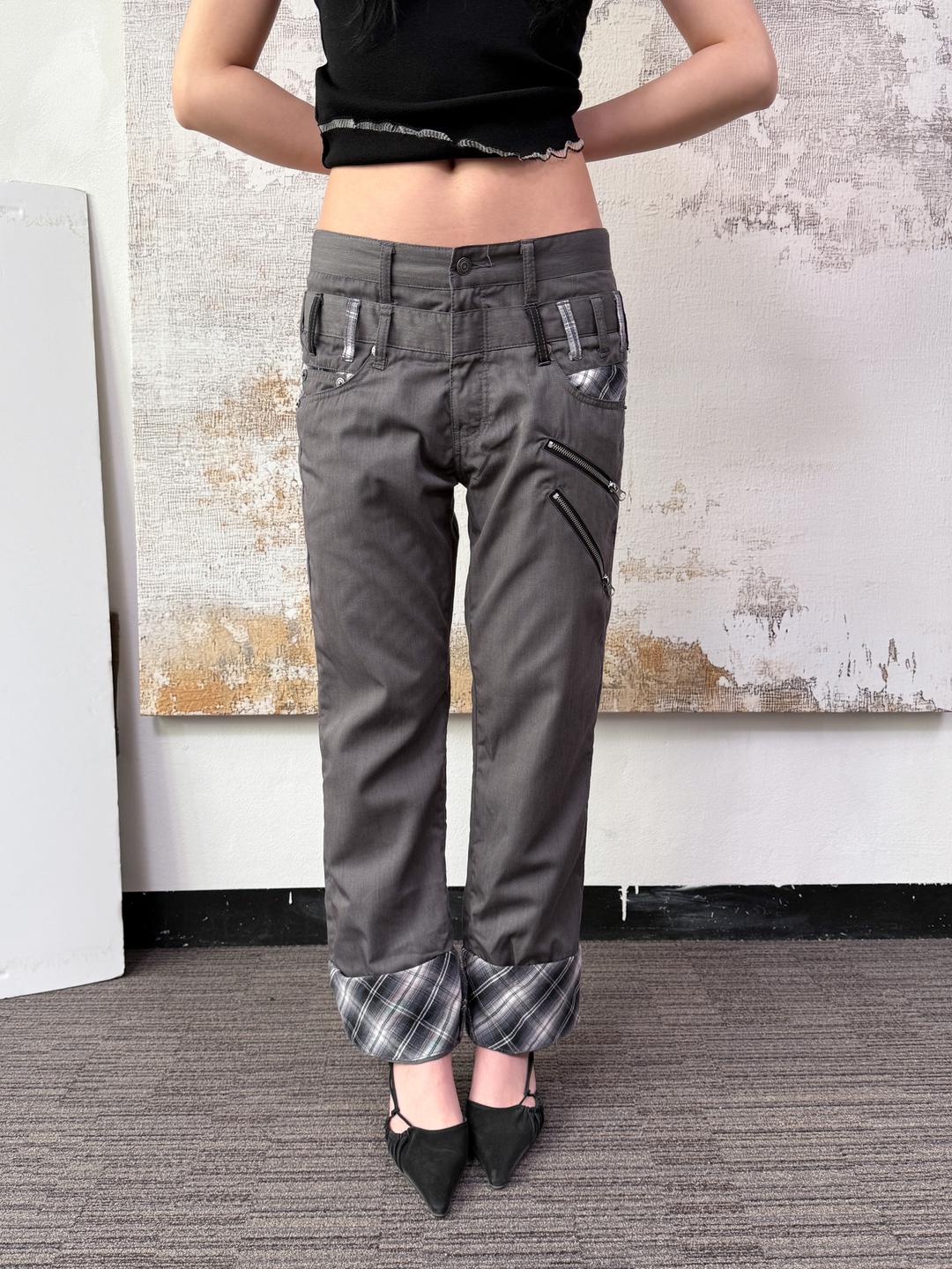 378. Double waist patched pants
