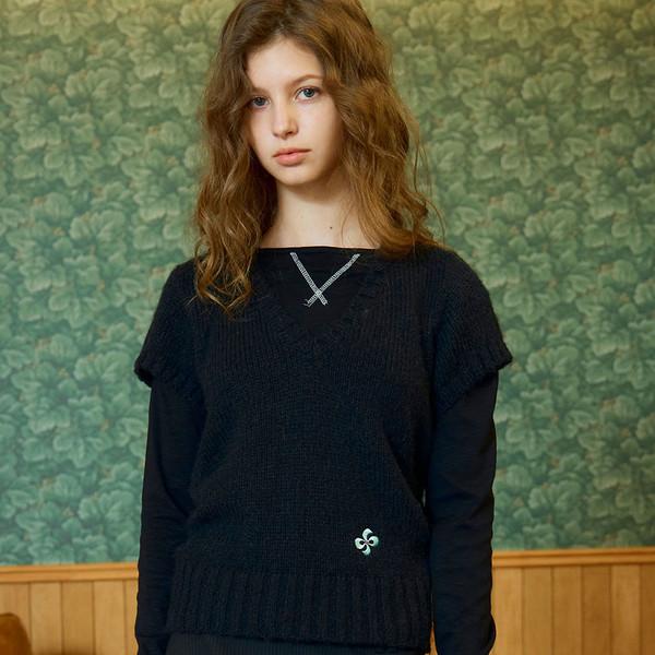 BUTTON V-NECK KNIT / black