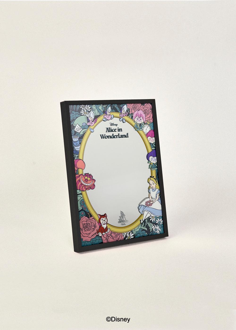 MIRROR_ALICE IN BOTANICAL GARDEN(S)