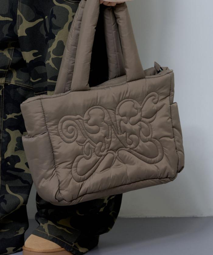 CUDDLE PADDED SHOULDER BAG (BROWN)_F24ZE913