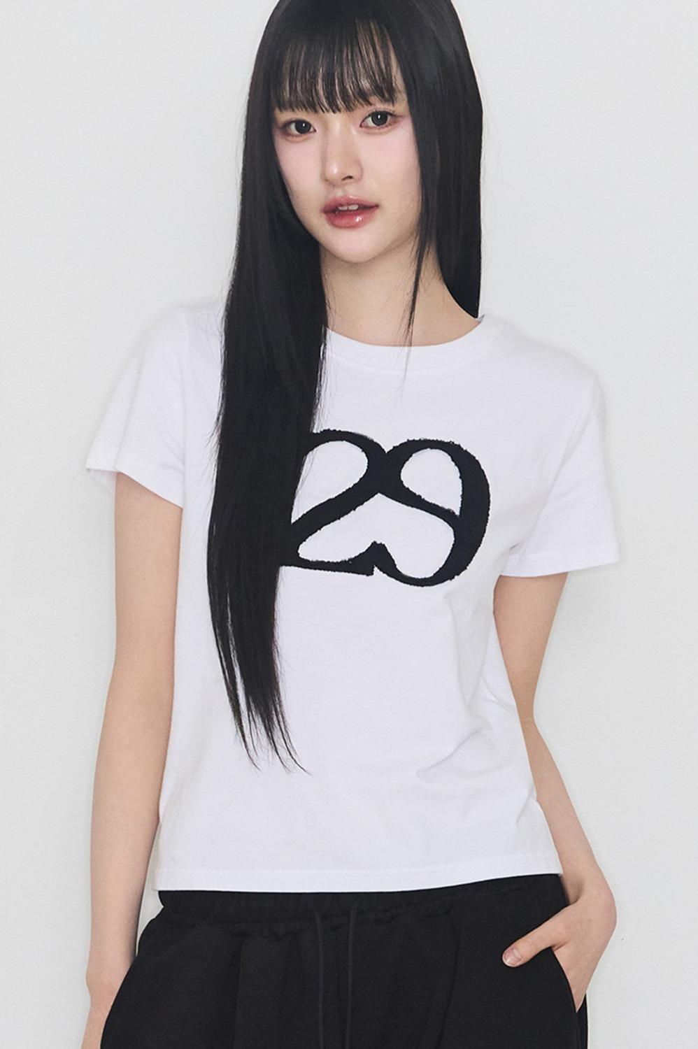 129 로고 패치 티셔츠 화이트