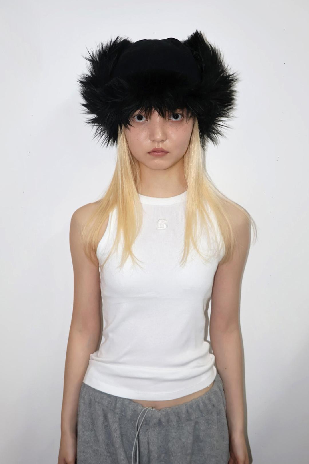 DEPC FUR REVERSIBLE HAT (BLACK)