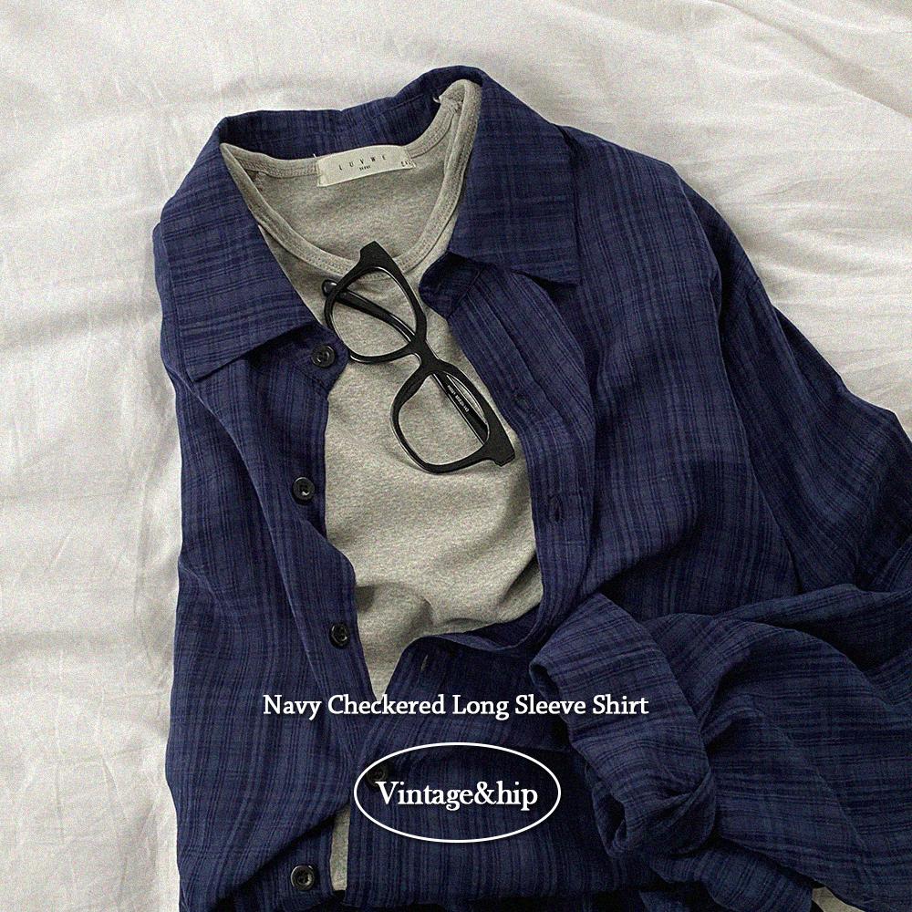 키키러브 [빈티지체크/가을셔츠🤎] 안걸친듯 가벼운, 솔리 카라 네이비 잔 체크 루즈핏 긴팔 셔츠 남방 #가을옷 #간절기 #가을셔츠 #가을남방 #출근룩 #너드룩 #청순