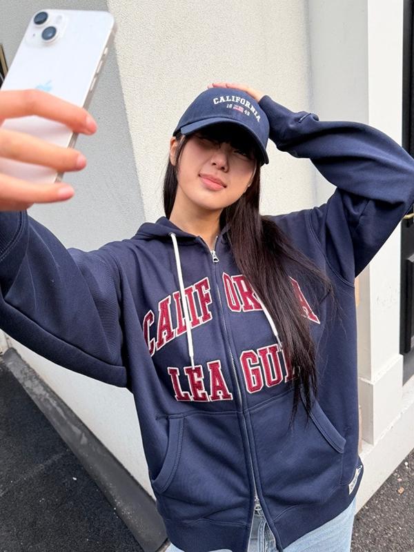 Signature Patch Hood Zip-up